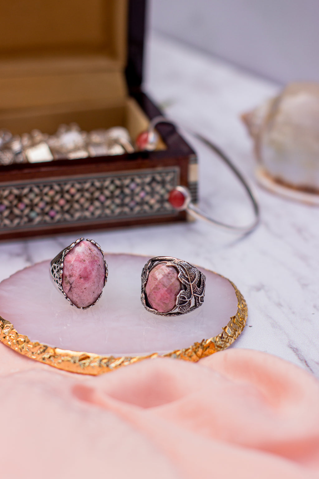 Anillo de Plata 950 con Rodonita Facetada | Joyería Artesanal