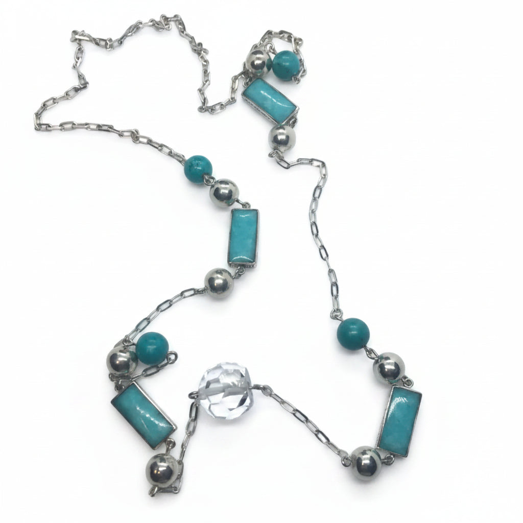 Collar con piedra  turquesa bolas de plata  y cuarzo cristal