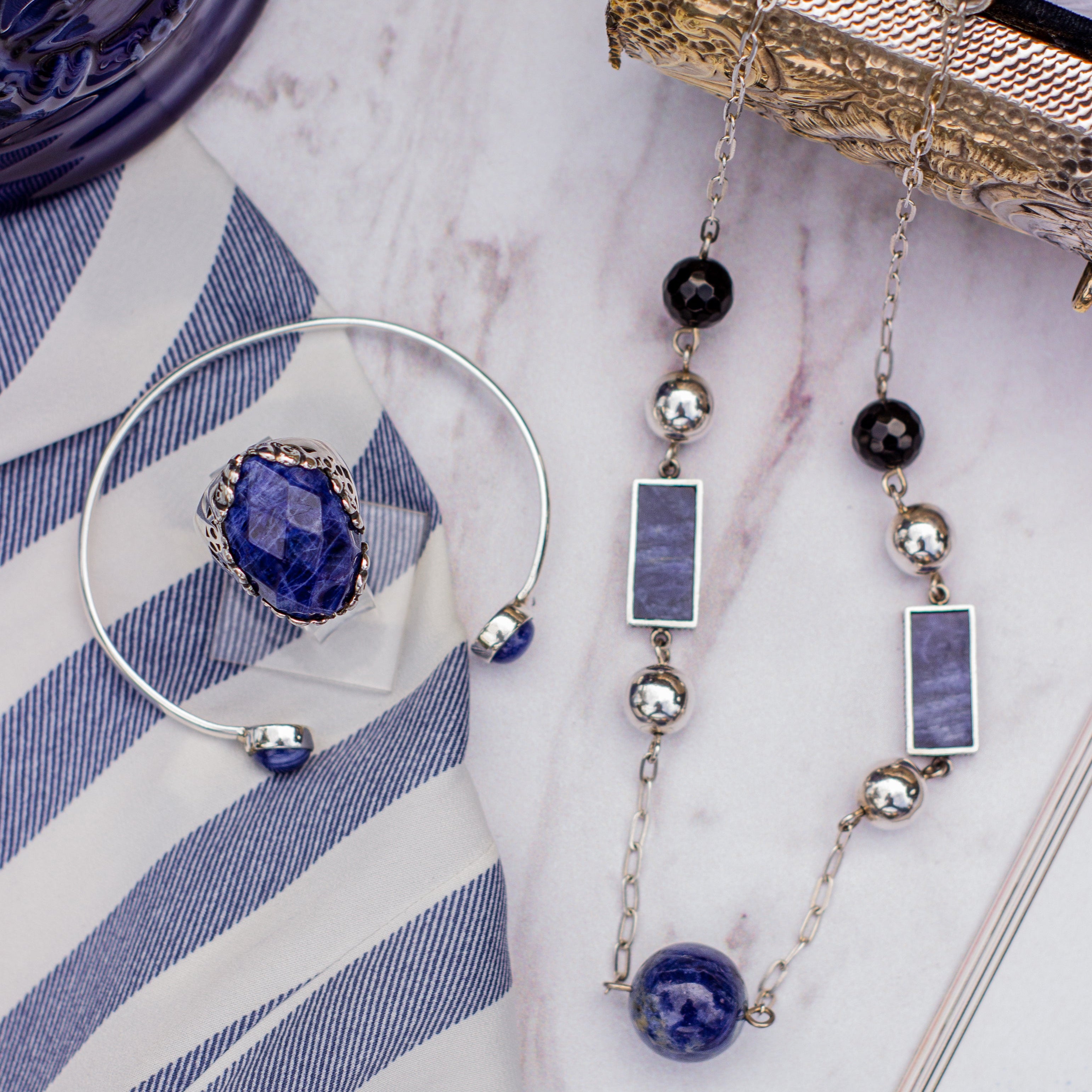 Collar Largo Plata 950 Sodalita Azul y Obsidiana